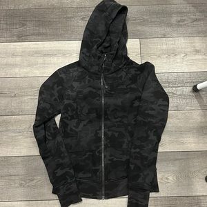 🌺SOLD🌺Lululemon full zip scuba hoodie. Perfect condition. Worn twice.
